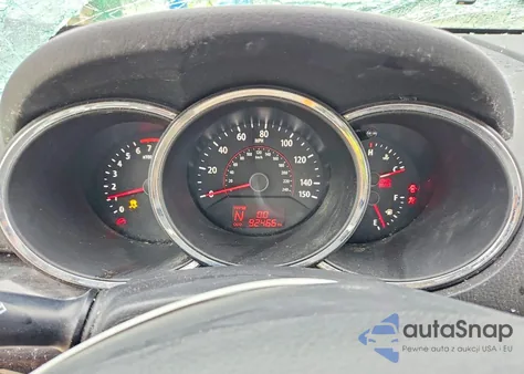 2011 Kia Sorento Base from USA, damaged, VIN 5XYKT3A15BG102075